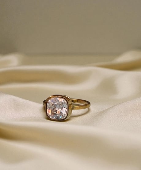 Filigran | Lumière Cushion Ring