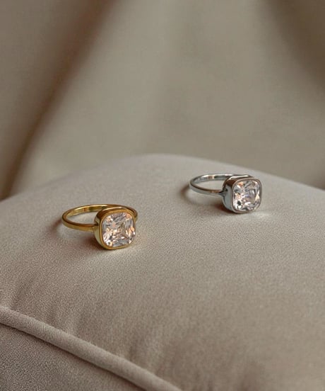 Filigran | Lumière Cushion Ring