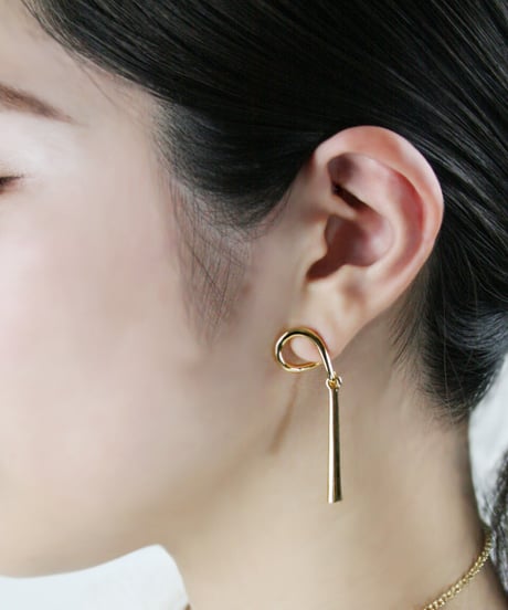 HEMCA | PIERCE 'MINUTE HAND' (PAIR) | ピアス
