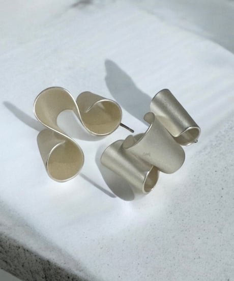 HEMCA | PIERCE ' WAVES' (PAIR) | ピアス