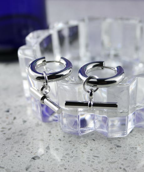 HEMCA | PIERCE ' T-BAR' (PAIR) | ピアス