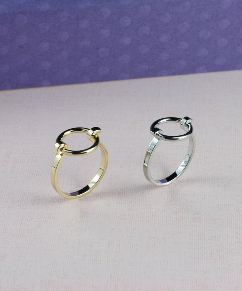 FADE, RING 'SEIZE'