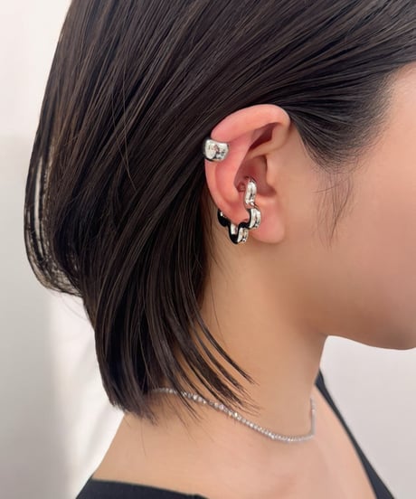TIGRIS | petal earcuff