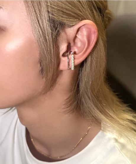TIGRIS | string of pearls earcuff