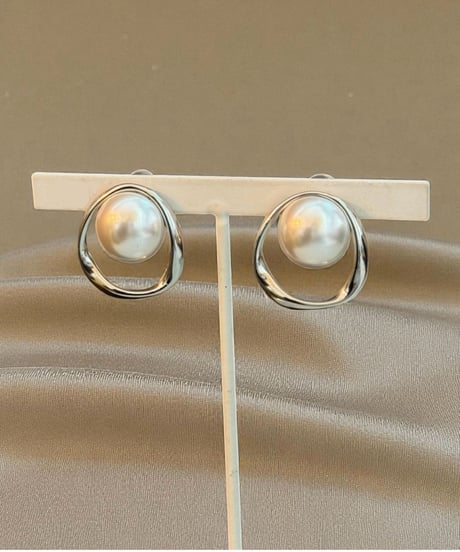 Filigran | Whisper Pearl pierce