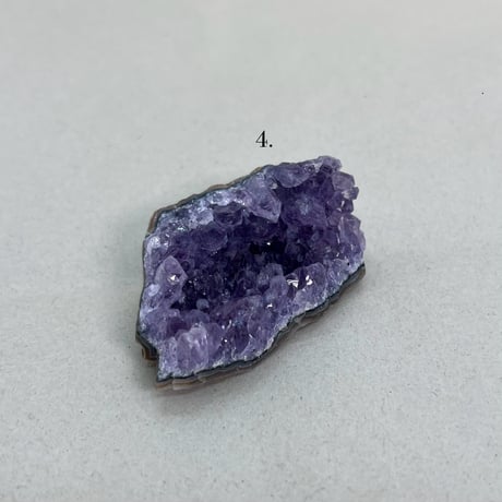 ウルグアイ産アメジストクラスター