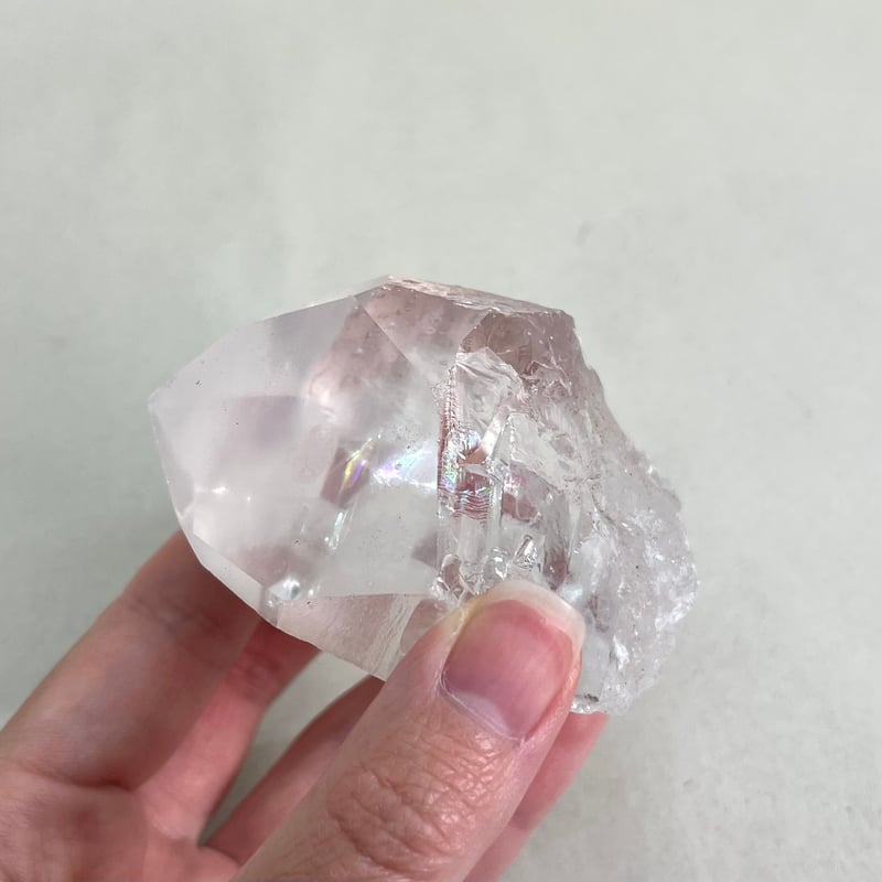 ブラジル産 虹入り ハイグレード クリアクォーツ 水晶 アステロイド スタンド付 虹入り スモーキークォーツ アステロイド (小星型12面体) 置物