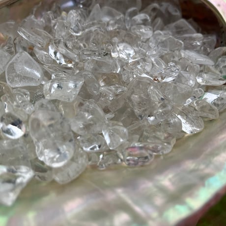【量】ヒマラヤ産水晶のさざれ石100ｇ～
