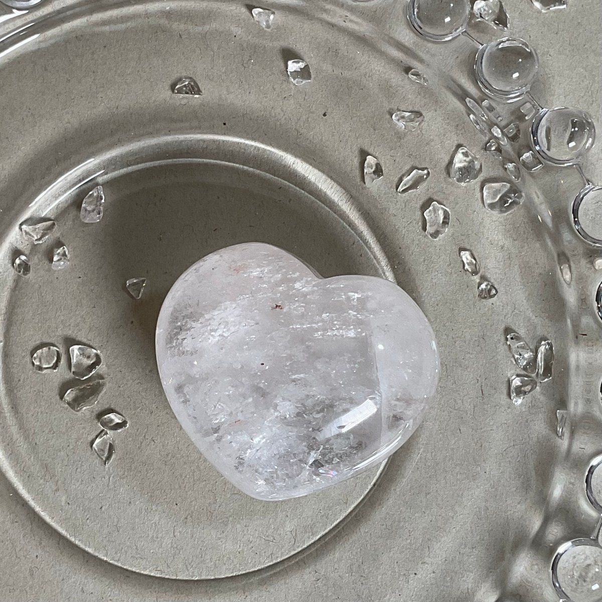 ブラジル産虹入りクォーツハート | 仲沢商店