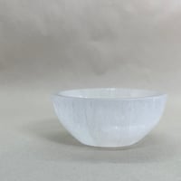 セレナイトの浄化用ボウル