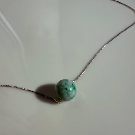 dewdrop jade necklace