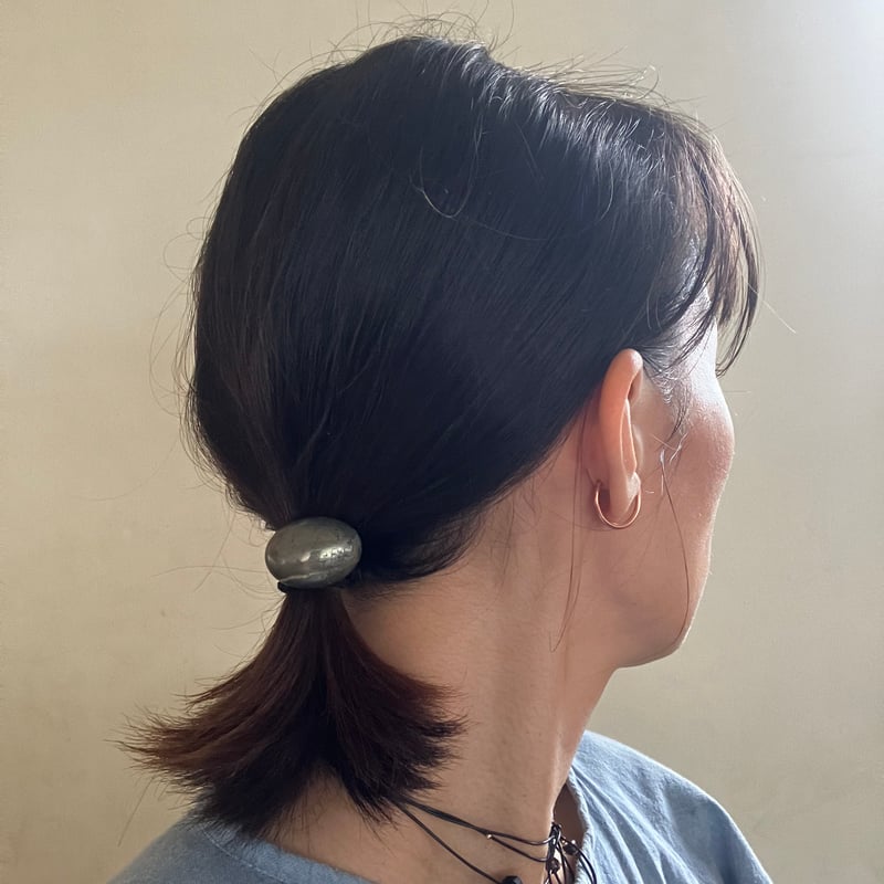 ヘアゴム 天然石  パワーストーン  モリオン♡ 天然石のヘアゴム♪グリーン＆ブラック【邪気払い・ヒーリング