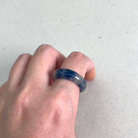 デュモルチェライトインクォーツのリング