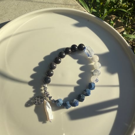 D×B stretch bracelet