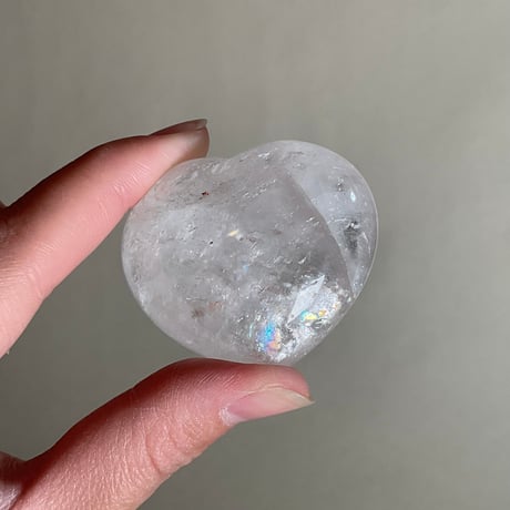 ブラジル産虹入りクォーツハート