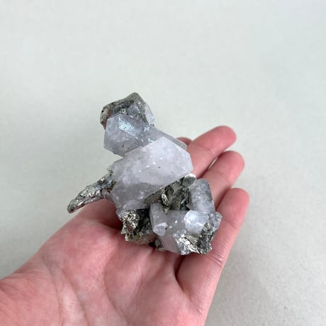 パイライト水晶共生クラスター