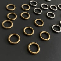 [ 4pcs ] S 12mm サークル リング [ ゴールド / シルバー ] シームレス サージカルステンレス チャーム メタル リングパーツ p-2119256