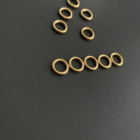 [ 4pcs ] SS 10mm サークル リング [ ゴールド / シルバー ] シームレス サージカルステンレス チャーム メタル リングパーツ p-2119255