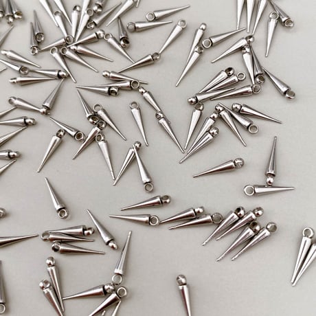 [ 10pcs ] スパイク SS 10mm × 2mm [ シルバー ] コーン カン付き サージカルステンレス パーツ チャーム トゲ 角 p-2119273s