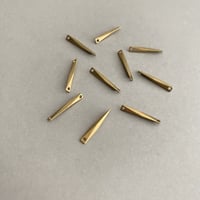 [ 10pcs ] 真鍮 デザインパーツ 18mm ひねり コネクター アンティークゴールド ブラス チャーム メタル パーツ tp-10073