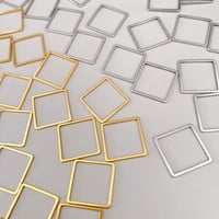 [ 4pcs ] 16mm スライス スクエア [ ゴールド / シルバー ] サージカルステンレス デザインパーツ 小 四角形 チャーム メタル パーツ p-2119280
