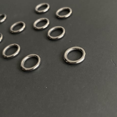 [ 4pcs ] S 12mm サークル リング [ ゴールド / シルバー ] シームレス サージカルステンレス チャーム メタル リングパーツ p-2119256