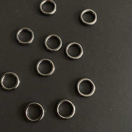 [ 4pcs ] SS 10mm サークル リング [ ゴールド / シルバー ] シームレス サージカルステンレス チャーム メタル リングパーツ p-2119255