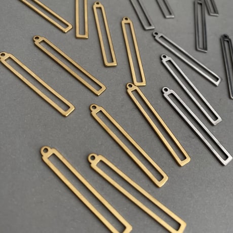 [ 4pcs ] 32mm スライス レクタングル [ ゴールド / シルバー ] サージカルステンレス デザインパーツ 四角 ブラス チャーム メタル パーツ p-2119279