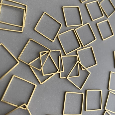 [ 10pcs ] 真鍮 15mm スライス スクエア デザインパーツ 小 四角形 ブラス チャーム メタル パーツ tp-10095