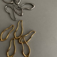 [ 1pcs ] ステンレス Mサイズ 31mm [ ゴールド シルバー ] メタル リングパーツ 変形 ナチュラルドロップ コネクター トップ チャーム ペンダント p-2119236