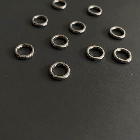 [ 4pcs ] SS 10mm サークル リング [ ゴールド / シルバー ] シームレス サージカルステンレス チャーム メタル リングパーツ p-2119255
