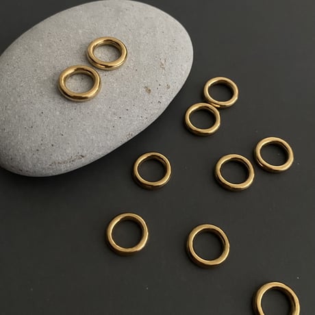 [ 4pcs ] SS 10mm サークル リング [ ゴールド / シルバー ] シームレス サージカルステンレス チャーム メタル リングパーツ p-2119255
