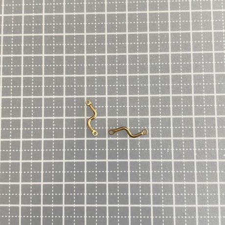 [ 4pcs ] 真鍮 デザインパーツ 18mm カーブ ジョイント ハンドメイド ブラス チャーム メタル パーツ tp-10090