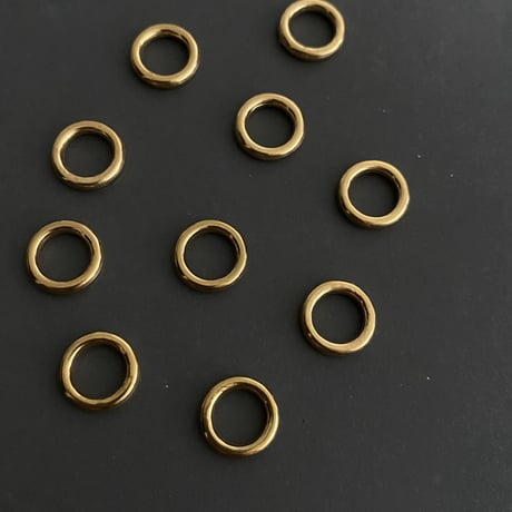 [ 4pcs ] SS 10mm サークル リング [ ゴールド / シルバー ] シームレス サージカルステンレス チャーム メタル リングパーツ p-2119255