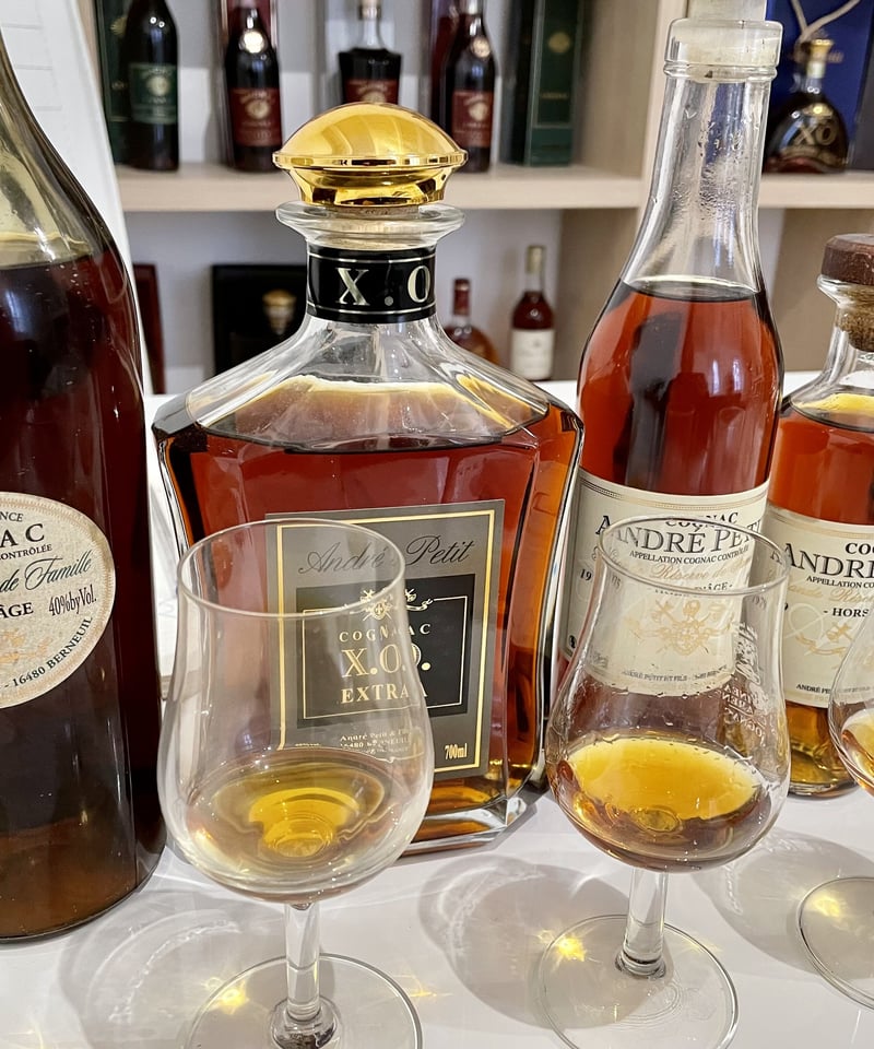 Cognac Andre PETIT Hors d'âge 1955/1958/1963 po Cognac Andre PETIT Hors d'âge 1955/1958/1963 po
