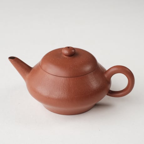 中国　紫砂　朱泥　急須　茶壷　在銘　V　R9047 中国 紫砂 朱泥 急須 茶壷 在銘 C R7847 【公式通販】