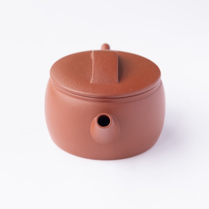 【希少】彫刻壺、山水彫り、窯印有り(珍品) 朱泥薄胎漢瓦壺【90cc】 | バンブー茶館