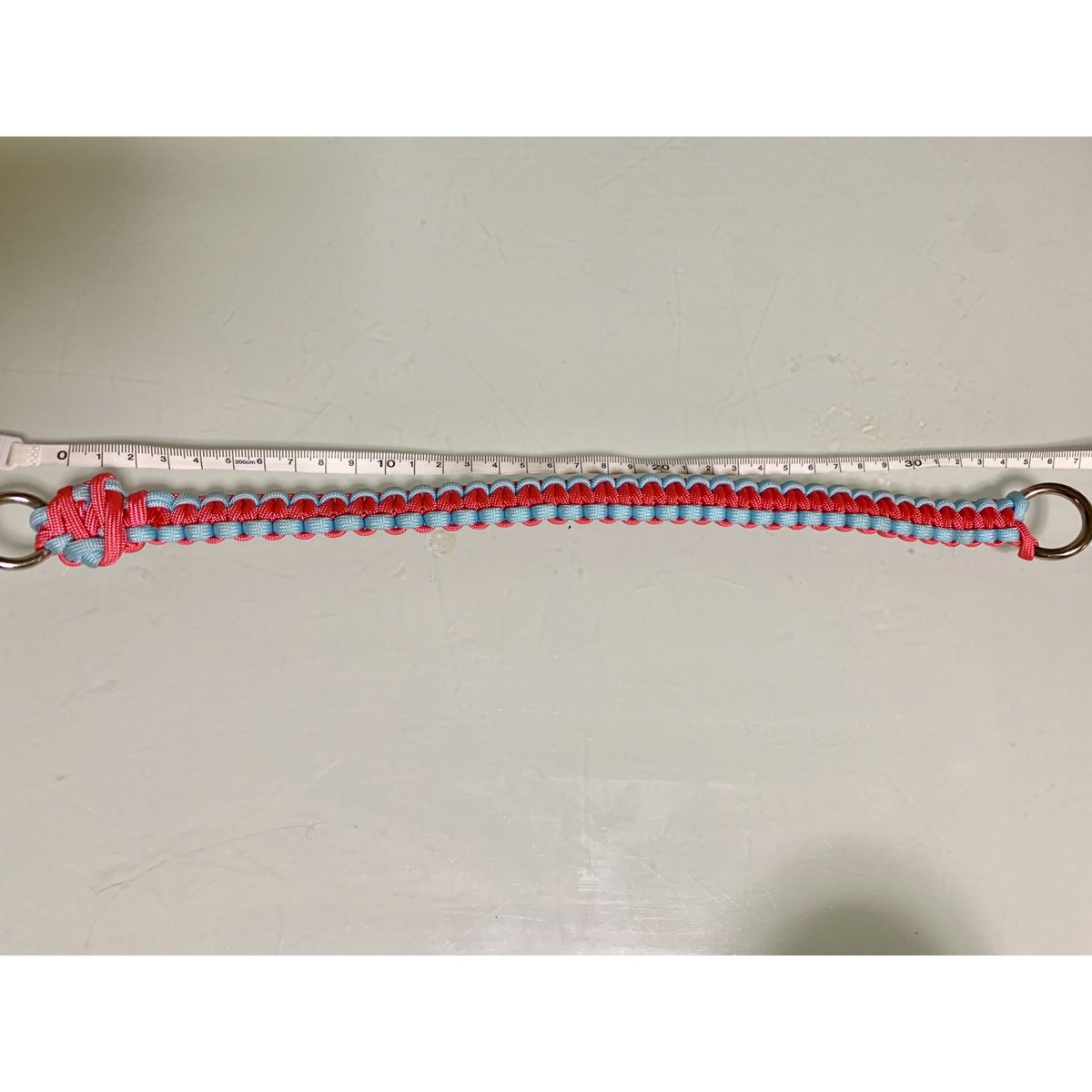 サーモンピンク×水色 パラコード首輪 チョークタイプ 34cm