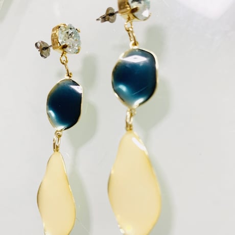 秋色ピアス