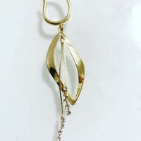 つけているととにかく褒められるイヤーカフ