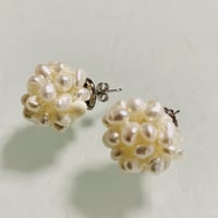 淡水パールボールピアス