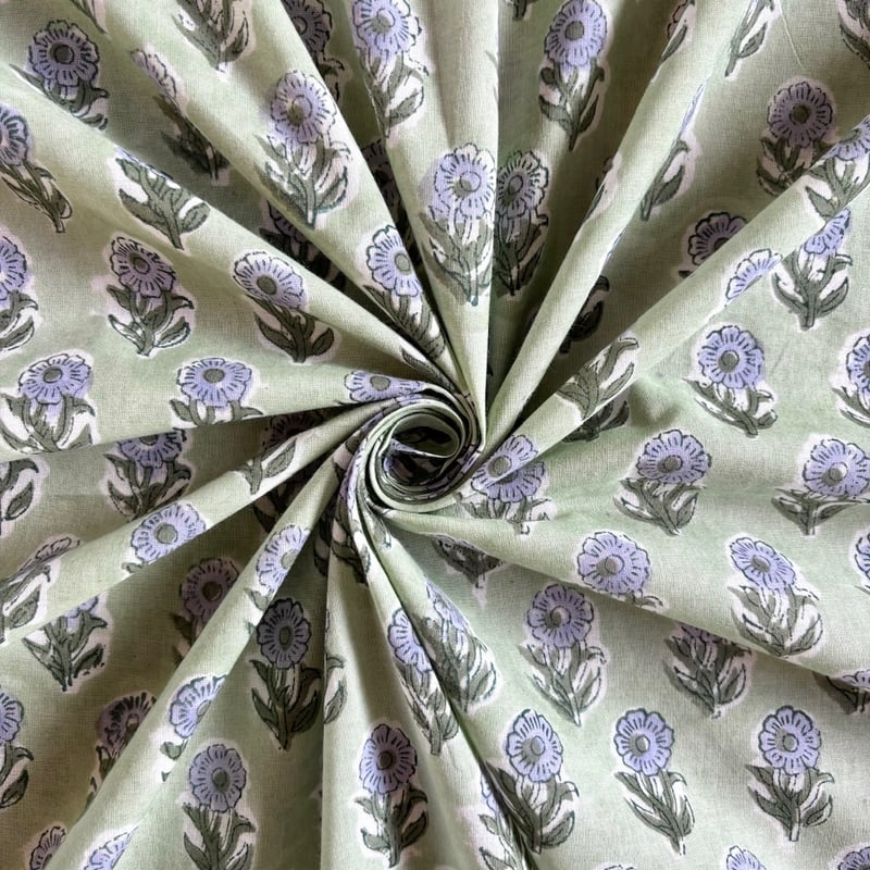 nonさま専用。サロペットサルエルパンツ　125丈　リネン　ハンドメイド　作家 nonさま専用。サロペットサルエルパンツ 125丈 リネン ハンドメイド