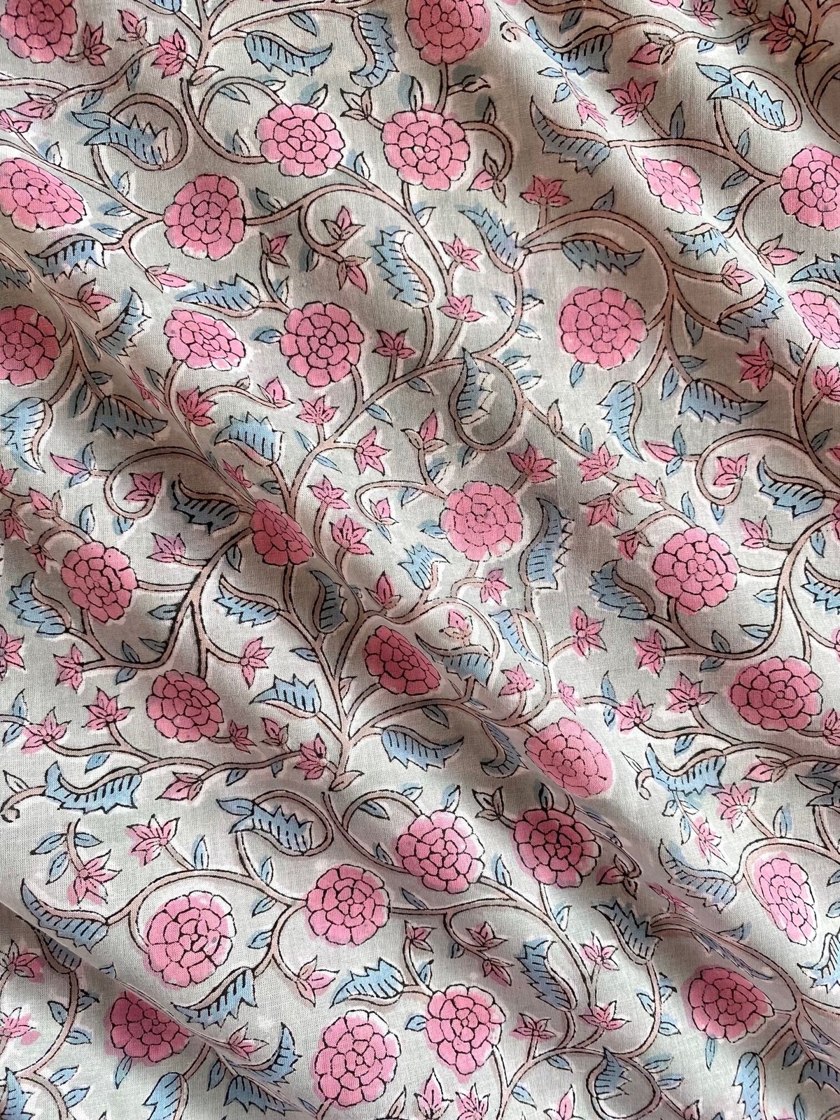 春夏を待ちきれない インドブロックプリント テーパードズボン ▽▽▽▽▽ Tiger hand block print cotton set up. . . 何気に