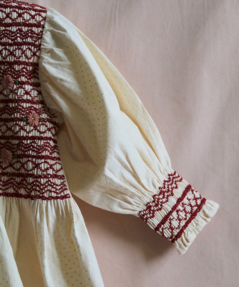 BONJOUR DIARY] HANDSMOCK BLOUSE WITH REMOVABL