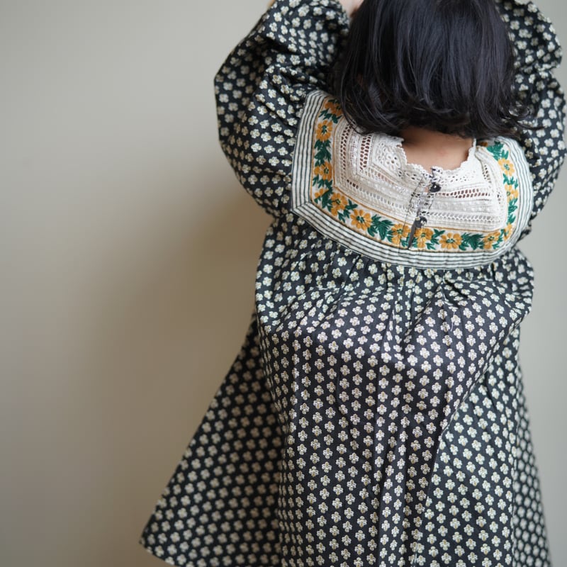 【新品未使用】 完売品 bonjour diary ワンピース 4Y 新品未使用】 完売品 bonjour diary ワンピース 4Y Bonjour