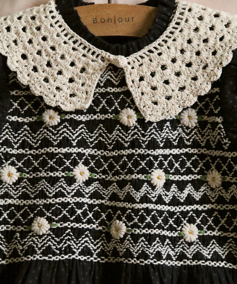 BONJOUR DIARY]【残りわずか！】HANDSMOCK BLOUSE WITH RE