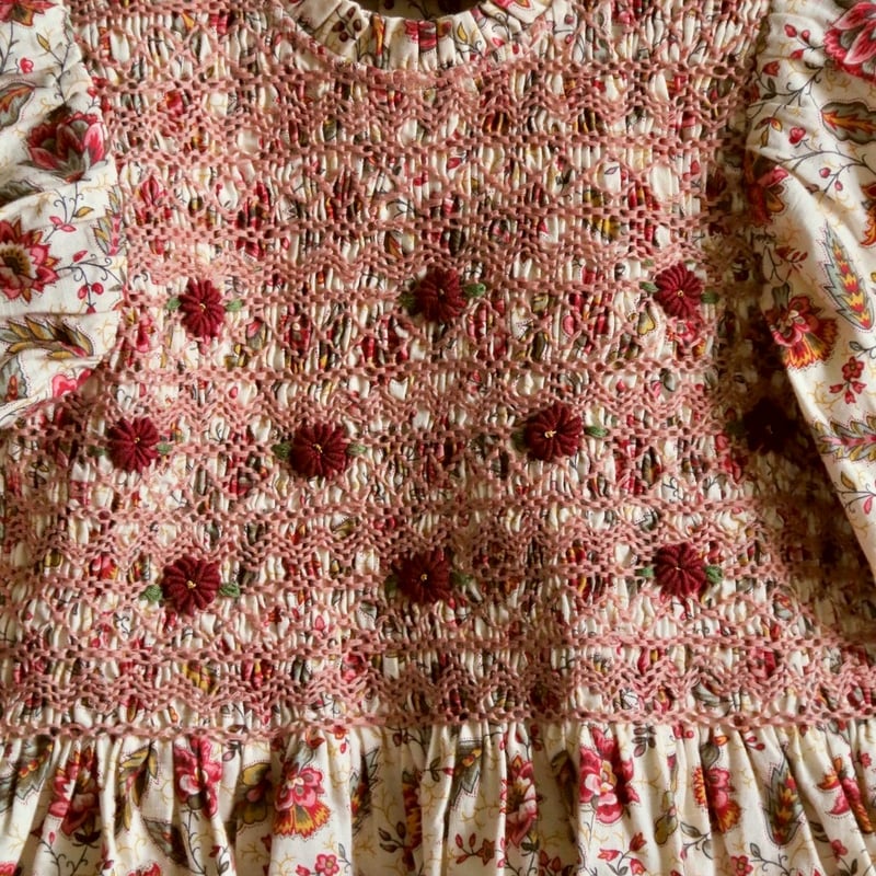 BONJOUR DIARY]【残りわずか！】HANDSMOCK BLOUSE WITH RE