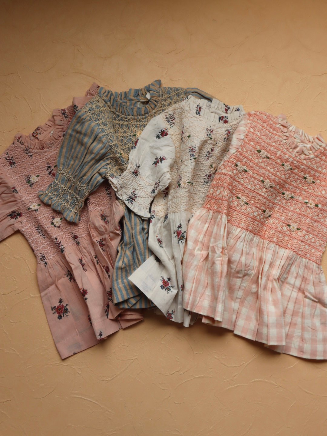 BONJOUR DIARY] Handsmocks blouse | Pink vichy
