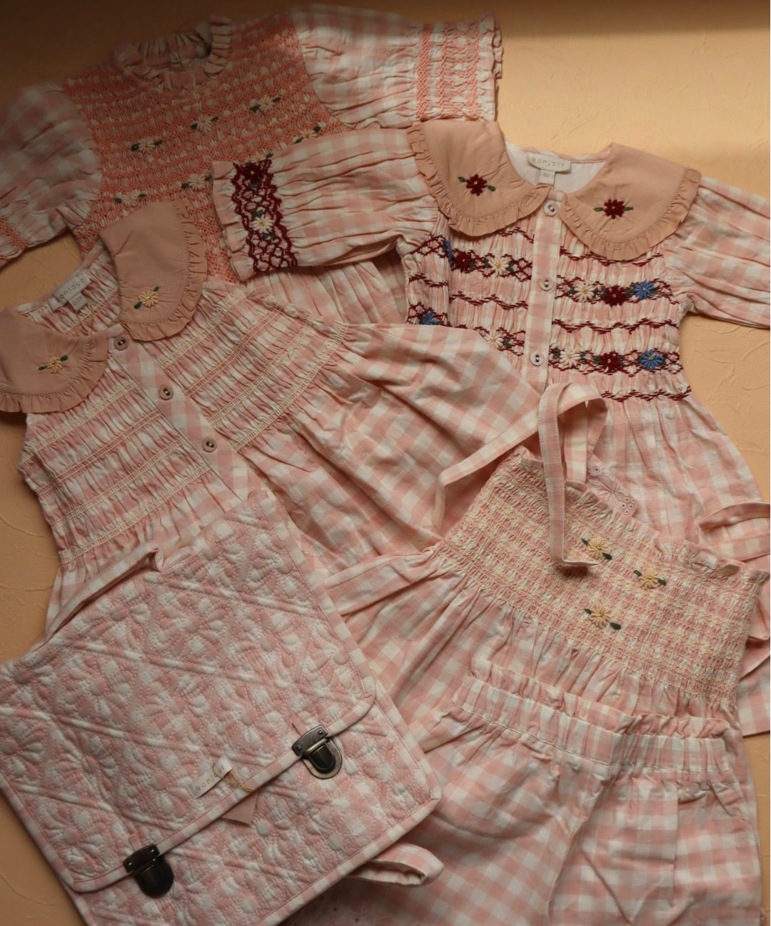 BONJOUR DIARY] Handsmocks blouse | Pink vichy