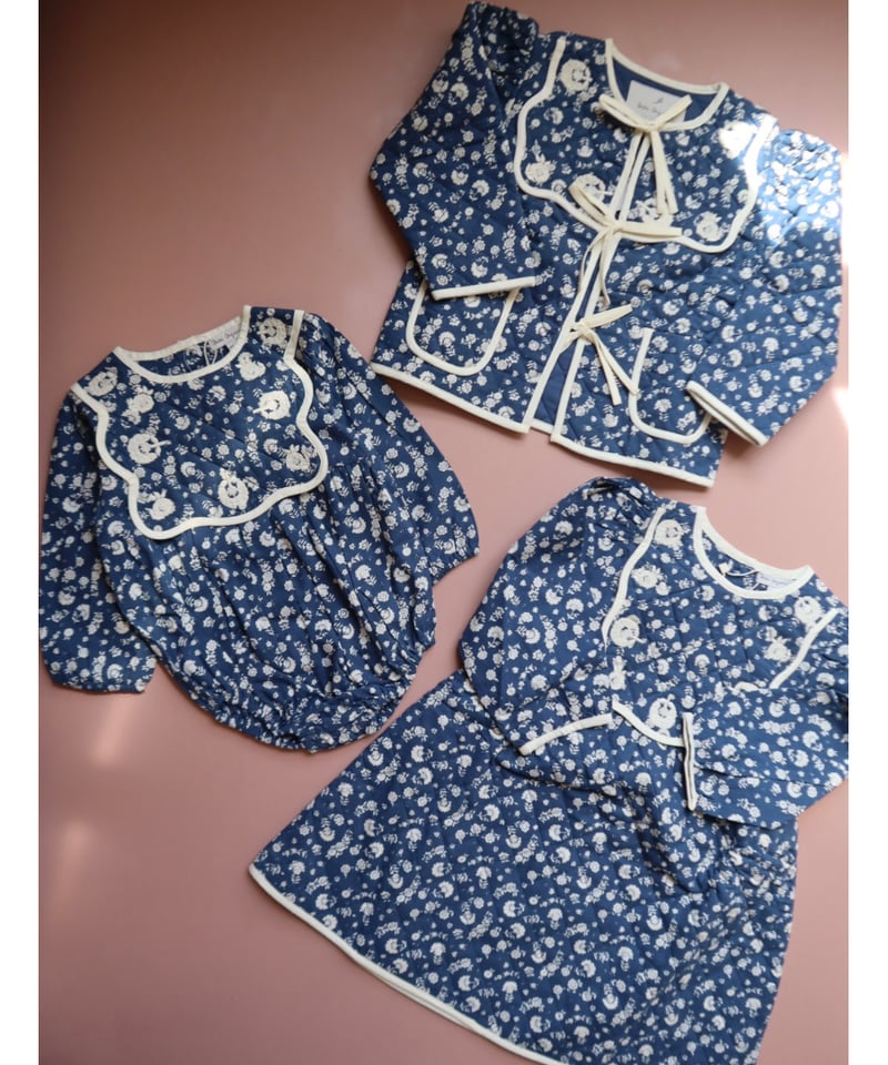 【美品/訳あり】BeBe organic amari jacket 8y Bebe Organic] Amari Jacket | Padded Ditsy Flor
